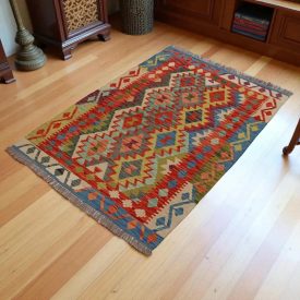   Dywan kilim Chobi 145x103 – ręcznie tkany z wełny w Afganistanie