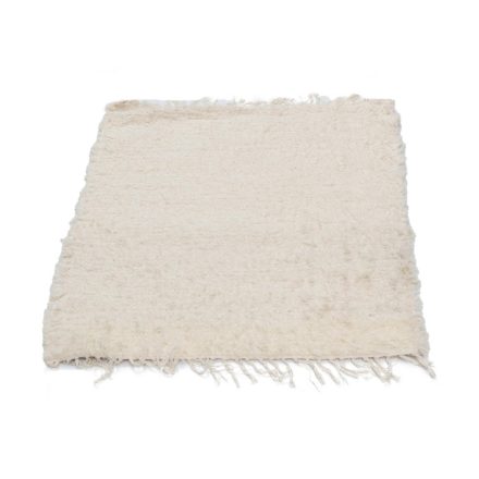 Puszysty dywan beżowy 70x91 miękki dywan szmaciany