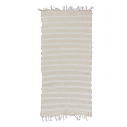 Puszysty dywan beżowy 66x136 miękki dywan szmaciany
