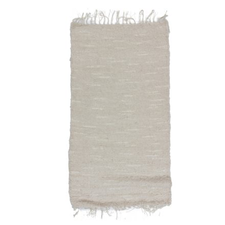 Puszysty dywan beżowy 70x129 miękki dywan szmaciany