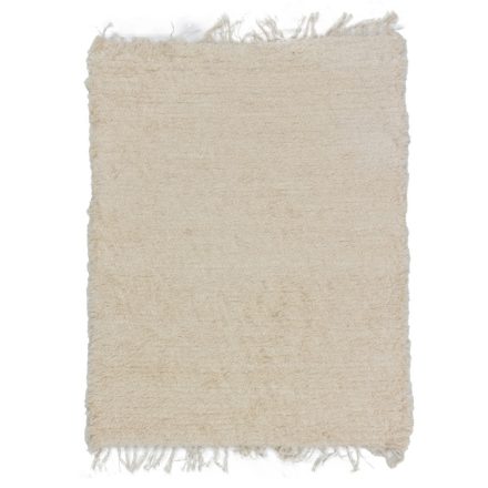 Puszysty dywan beżowy 77x96 miękki dywan szmaciany