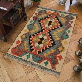 Ręcznie tkany kilim 63x92 – z wełny, z Afganistanu