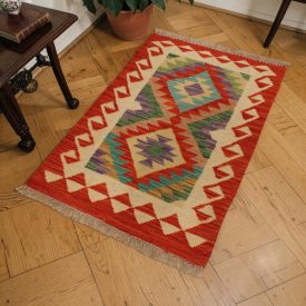 Dywan kilim Chobi 61x88 – ręcznie tkany z wełny