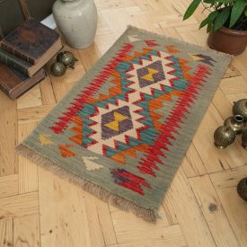 Dywan kilim Chobi 61x92 – ręcznie tkany, etniczny