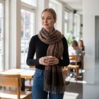 Elegancki szal damski męski 215x105 brązowy z autentycznym wzorem